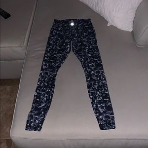 HR Lululemon leggings like new